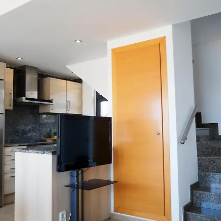 Univers Apartment *